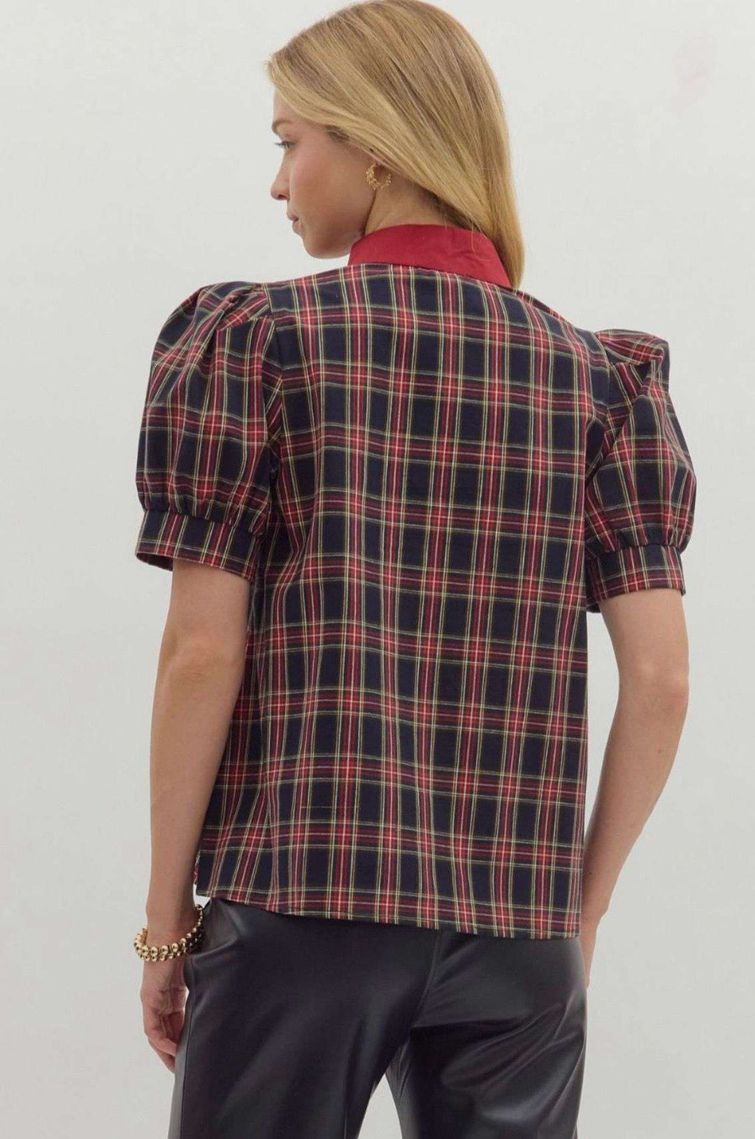 Trendy navy/burgundy plaid top – classic fall wardrobe staple