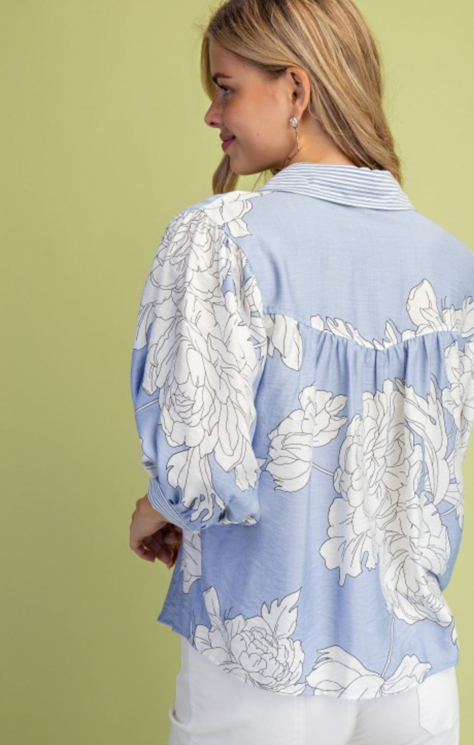 Light Blue Floral Print Button Top