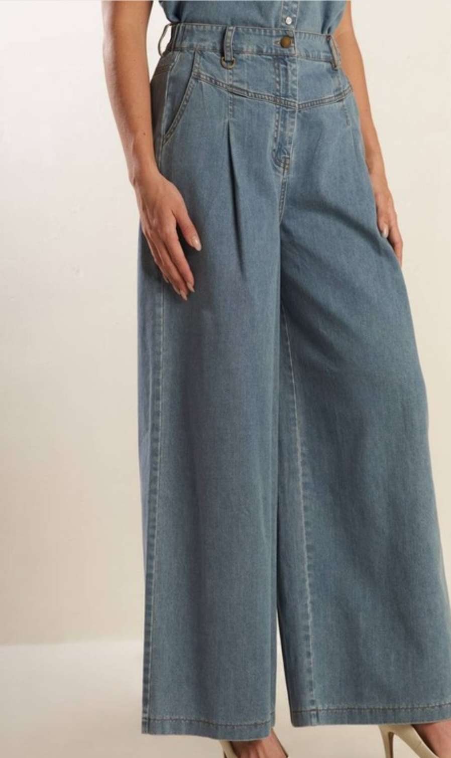 Denim Belted Wide Leg Jeans