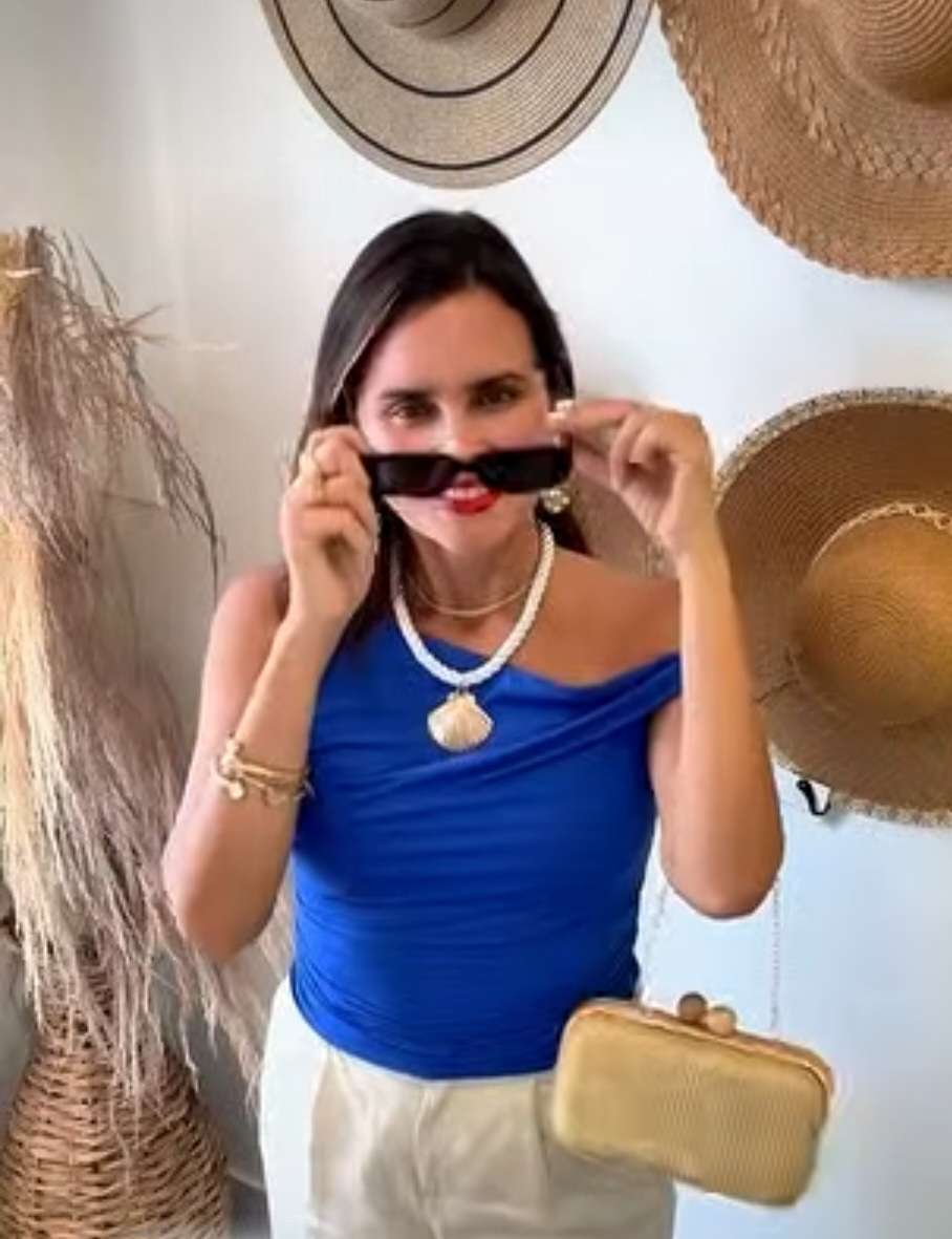 Elegant blue one shoulder top with asymmetrical silhouette – summer fashion piece