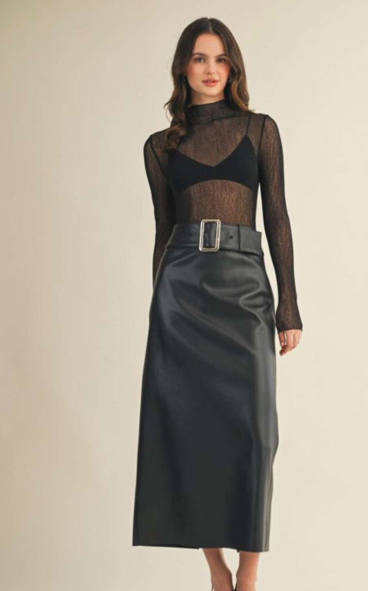 High-waisted black faux leather maxi skirt with back slit – sleek pleather skirt for women's fall fashion