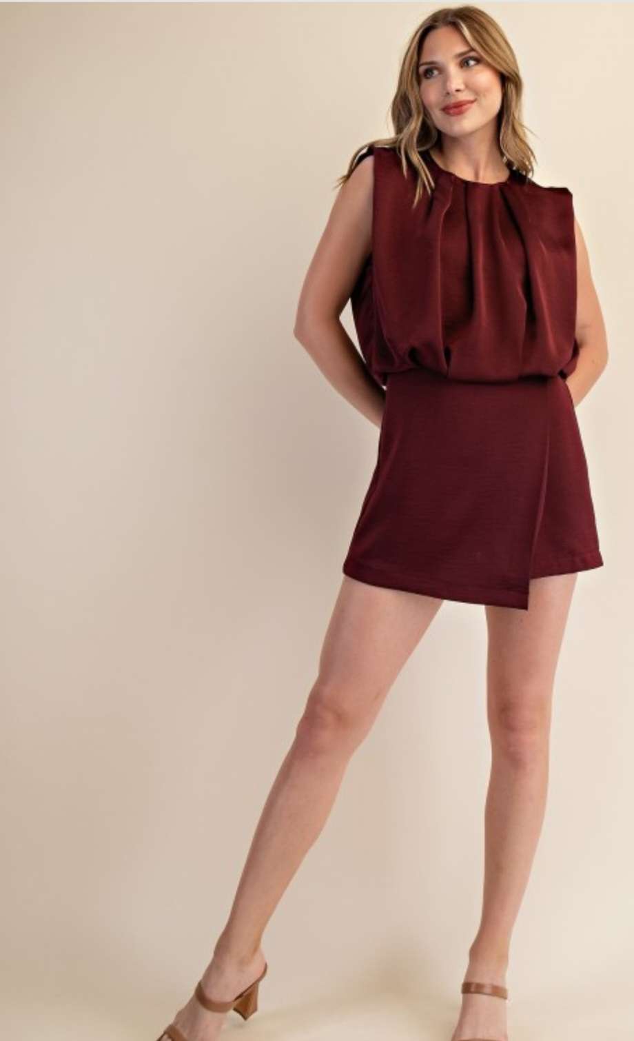 Women's burgundy round neck romper – stylish one-piece outfit with short sleeves for casual or evening wear