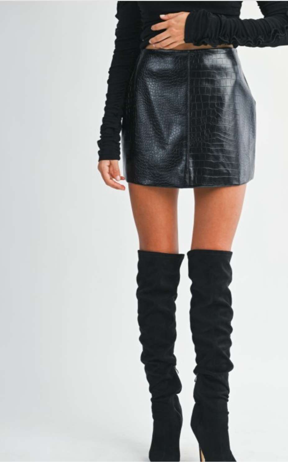 Women's black faux leather mini skirt – short length, vegan leather, ideal for party or clubwear