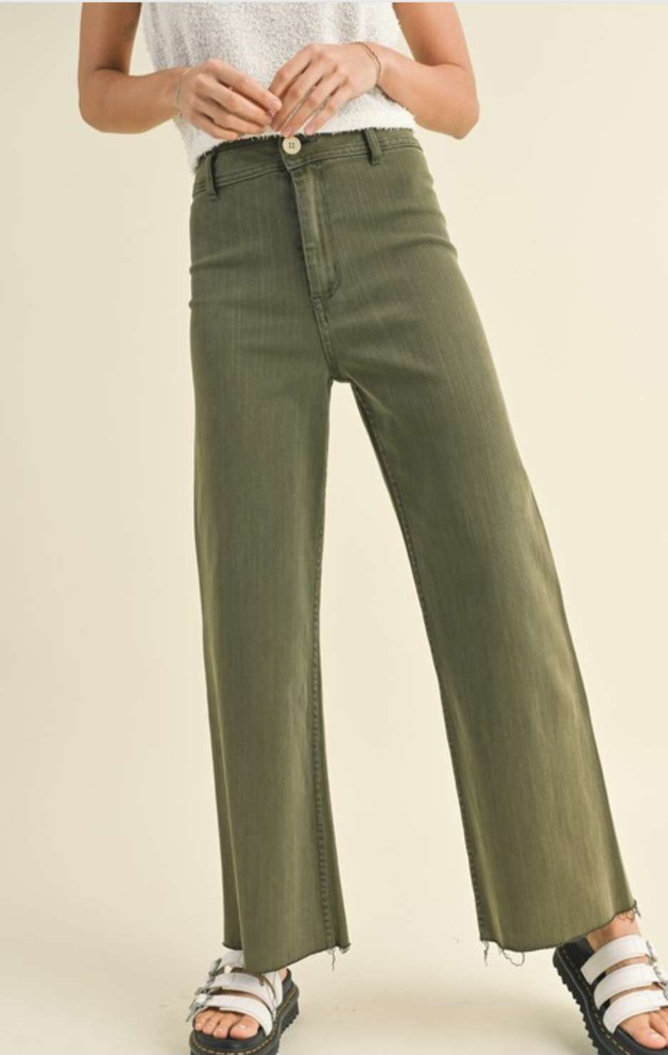 High-waisted olive wide leg jeans for women – trendy relaxed denim pants for everyday wear