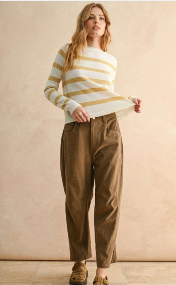 Striped round neck sweater top for women – soft knit long-sleeve pullover