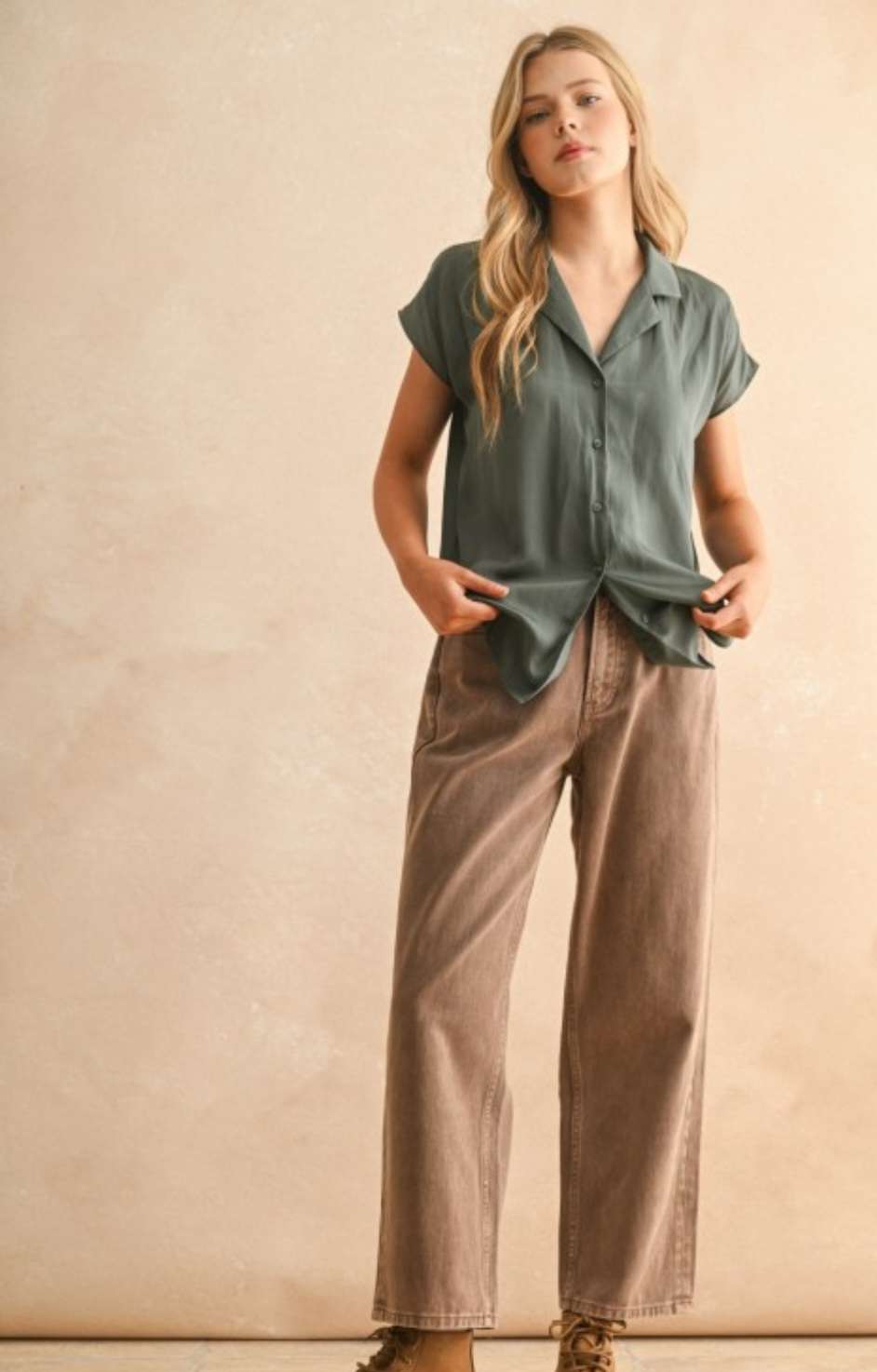 tylish women’s deep green button-up cap sleeve top – casual chic blouse for everyday wear.