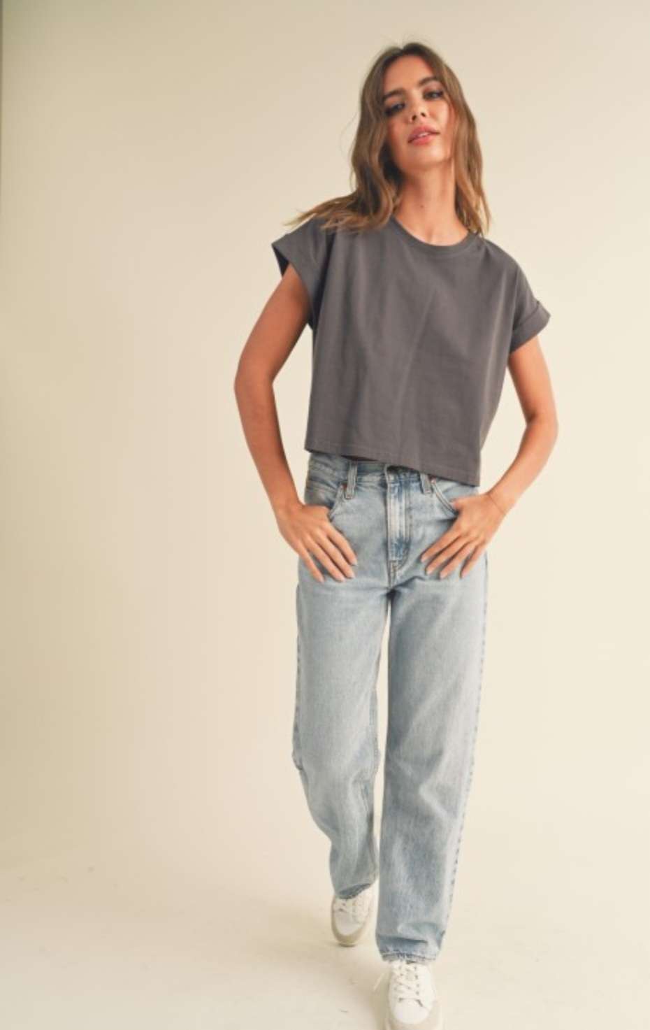 Women’s charcoal crop T-shirt with cuff sleeves and relaxed fit.