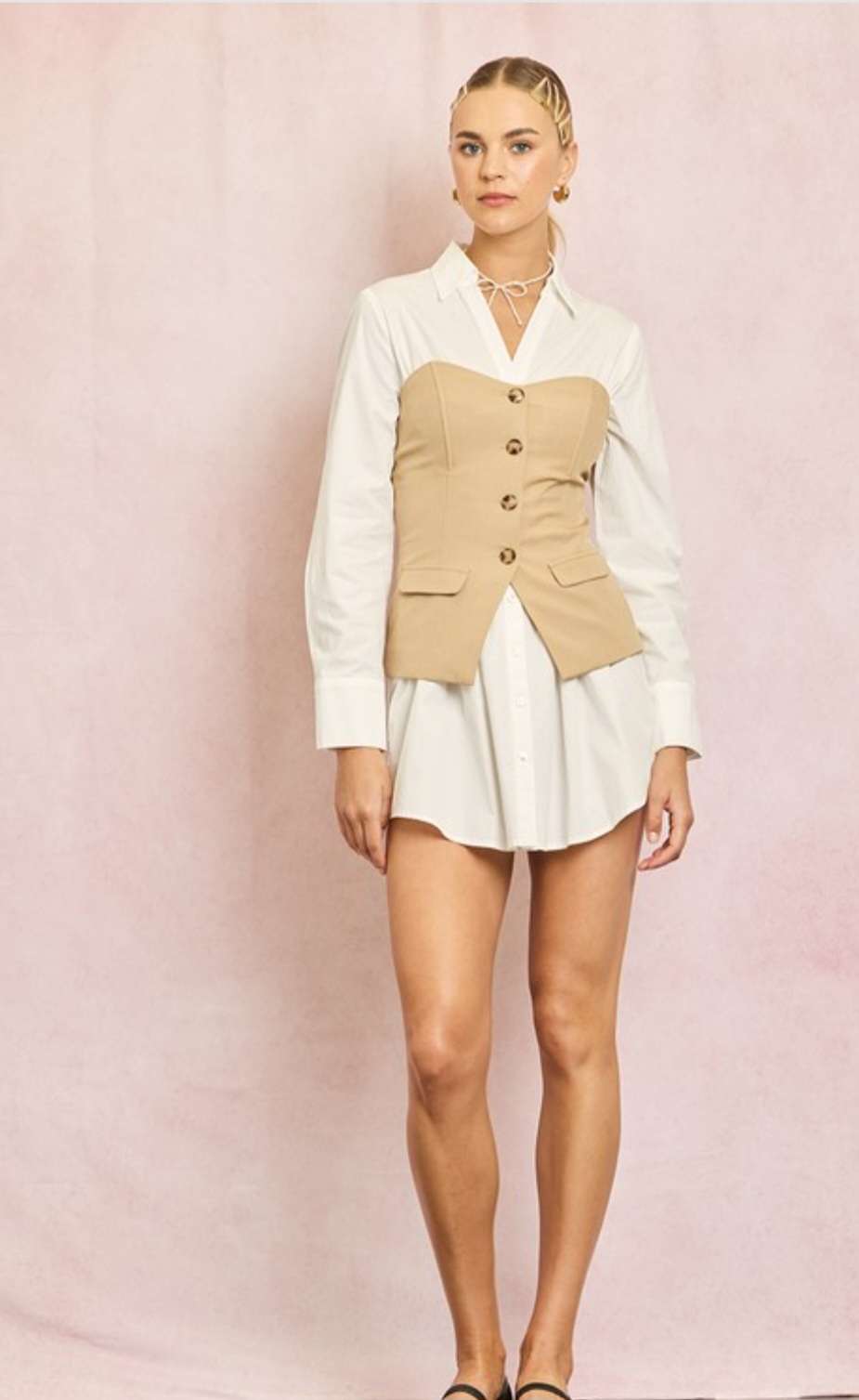 Elegant strapless button vest for women – chic tailored top with front button closure.